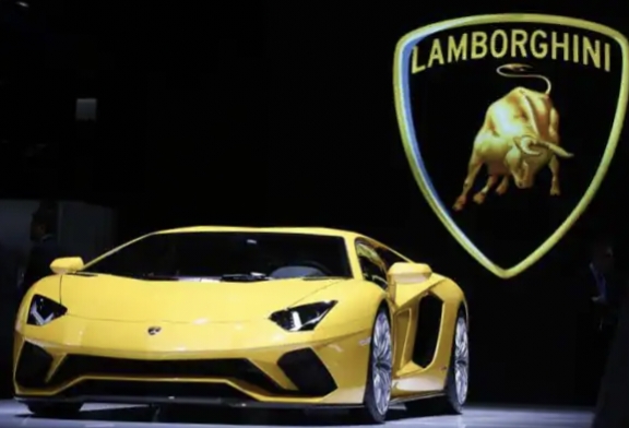 Lamborghini Aventador SVJ Eksklusivitas dan Kecepatan di Puncak Kelas Dunia