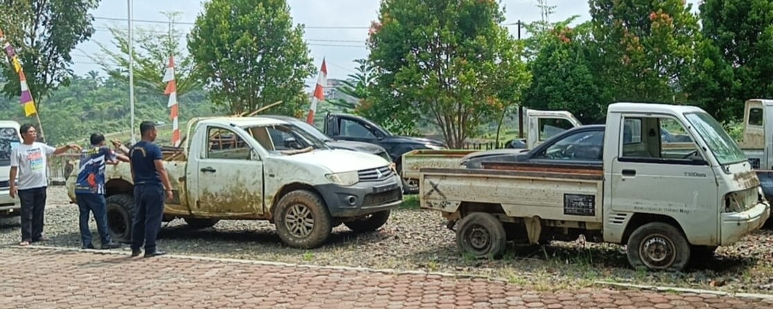  18 Unit Mobil Pick Up Bekas Kades di Seluma akan Dilelang, Rusak Berat