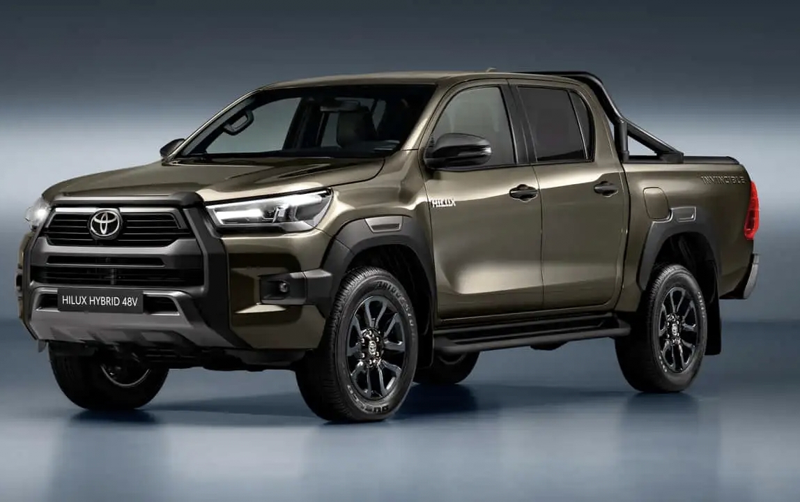 Toyota Hilux Double Cabin (D-Cab) 2.4 4x4 Tampil Lebih Gagah dan Tangguh sebagai Kendaraan Komersial