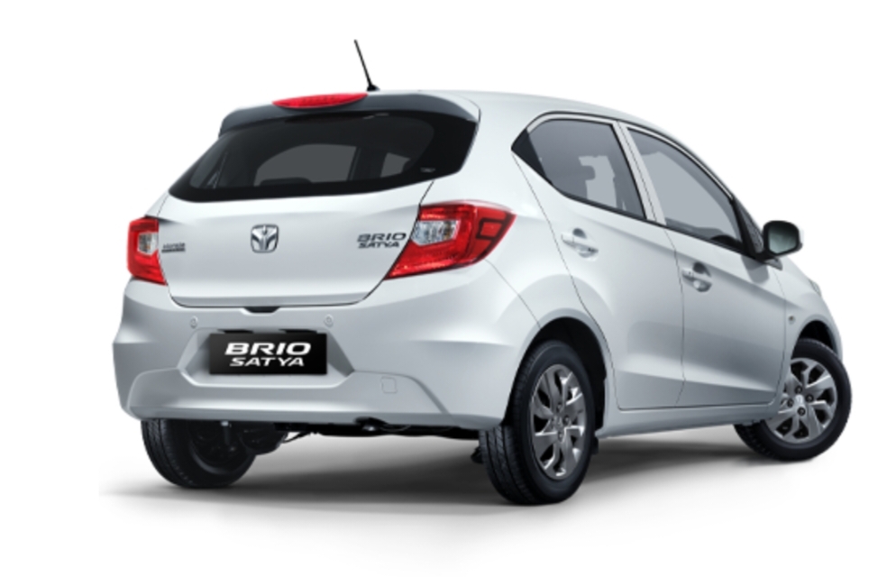 Honda Brio Satya S M/T Mobil Desain Kecil dan Kokoh Populer di Pasar Otomotif
