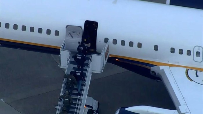  Usai Ditangkap, Presiden Venezuela Maduro Tiba di AS Dikawal Ketat FBI