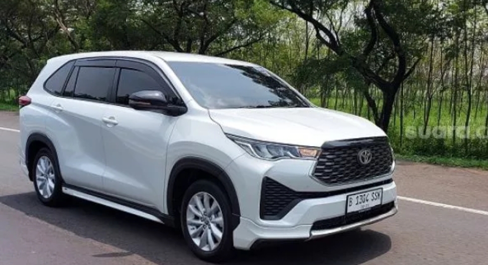 Kijang Innova Zenix Hybrid Dilengkapi dengan Mesin 2.0L Hybrid yang Berkolaborasi dengan Transmisi CVT