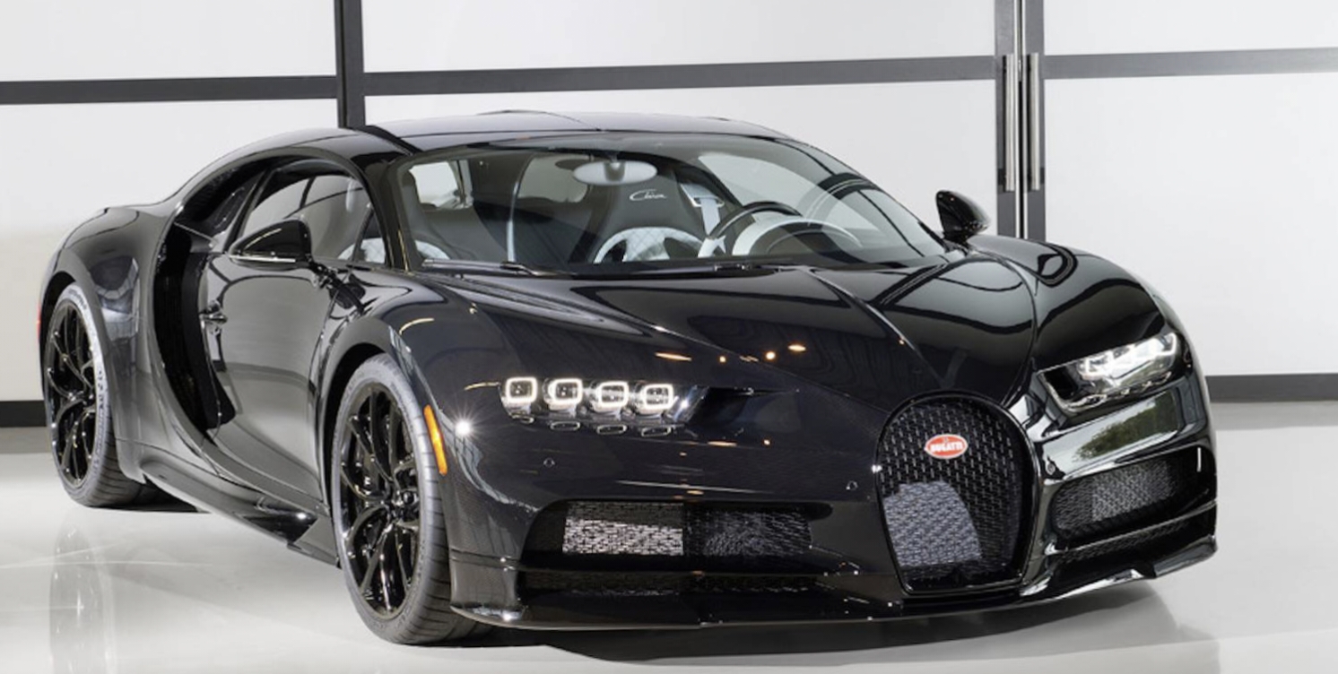 Mobil Super Sport Bugatti Chiron Kombinasi Kecepatan Tinggi Mesin W16 Turbo dan Fitur Terbaru yang Memukau
