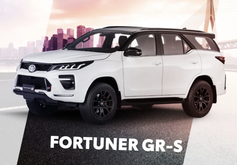 Fortuner GR-S 4x4 2.8 AT, SUV Terbaru Mobil Tangguh Desain dengan Istimewa Berteknologi Baru Fitur Baru