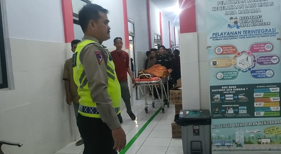 Inalilahiwainalilahi Rojiun,  Hantam Tiang Telkom, Warga Tanah Abang Seluma Meningal Dunia