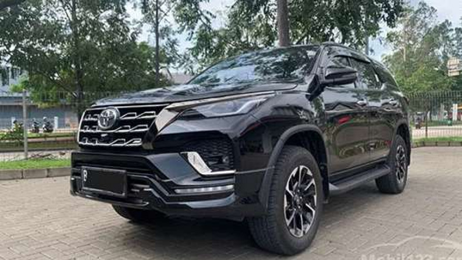 Toyota Fortuner GR Sport, Mobil SUV Tangguh Memiliki Fitur Teknologi Baru Desain yang Memukau