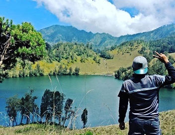 Danau Ranukumbolo dan Legendanya, Dari Sang Dewi Hingga Tanjakan Cinta