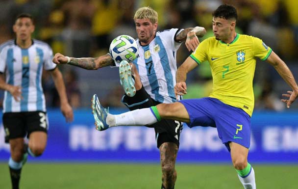    Diwarnai Kericuhan, Argentina Kalahkan Brasil 1-0 