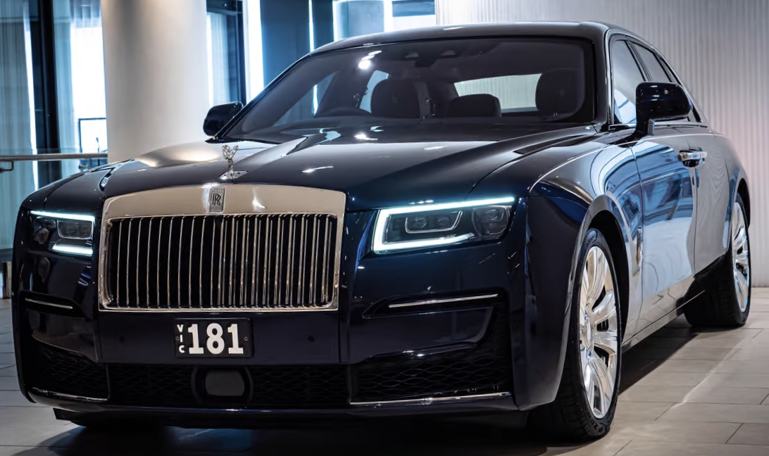 Rolls-Royce Ghost Mobil Sport, Super Canggih dan Kecepatan Tinggi Tanpa Batas Raih Juara Dunia di Balap Sport