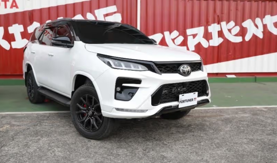Toyota Fortuner 2.8 GR-S Sport Mobil SUV Handal dan Tangguh, Desain Gagah dan Mewah Memikat Penggemar