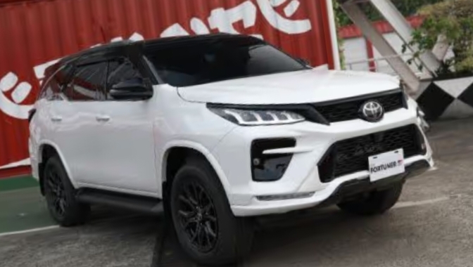 Toyota Resmi Meluncurkan Fortuner Facelift Varian Baru dengan Tampilan Lebih Sporty dan Gagah