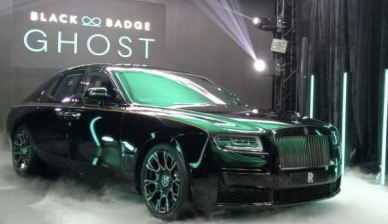 Rolls-Royce Black Badge Ghost Mobil Super Sport Produksi Pabrikan Otomotif Inggris Populer Mendunia