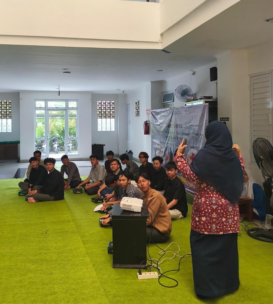   Kunjungi Ponpes, Prodi Spesialis Keperawatan Medikal Bedah UNIMUS Lakukan Pengabdian Masyarakat