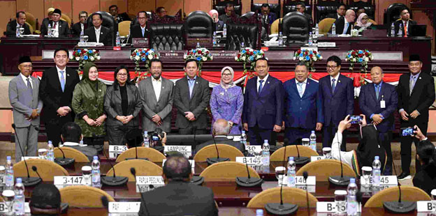 Berhasil Tingkatkan Kualitas Laporan Keuangan, 10 Pemda Ini Dapat Apresiasi dari BPK RI