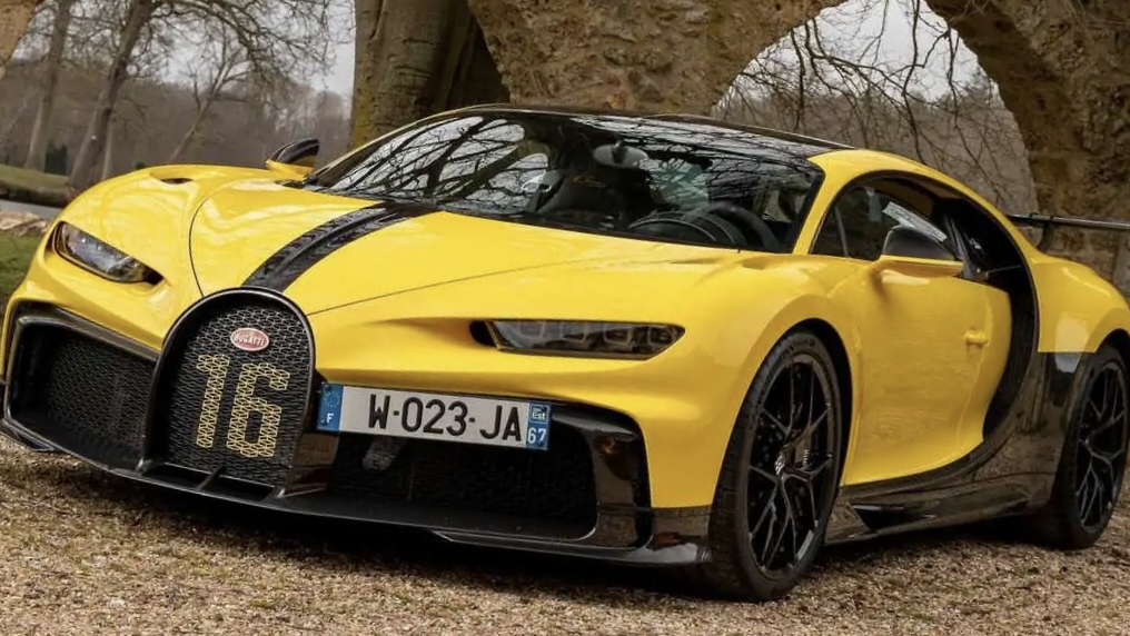 Bugatti Chiron Sport Spektakuler yang Mendominasi Pasar Mobil Internasional