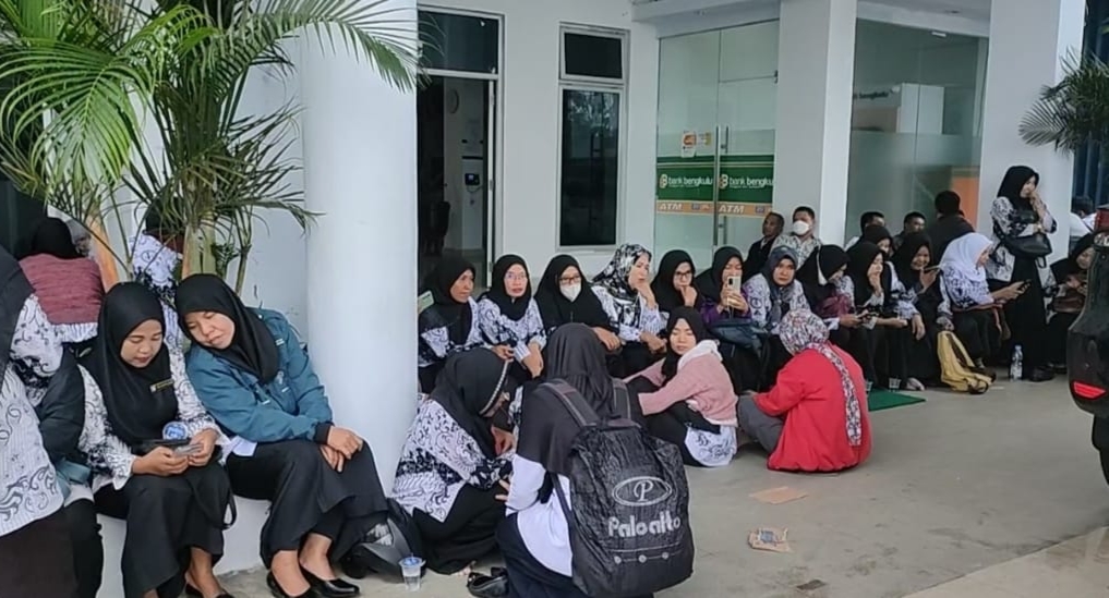 Guru PPPK Sampaikan Permintaan Maaf ke Bupati dan BKSDM