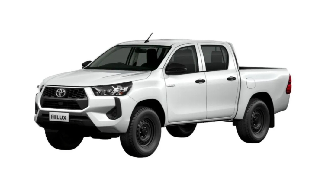 Toyota Hilux Double Cabin 4x4 Baru Tampil Lebih Gagah dan Memikat Penggemar