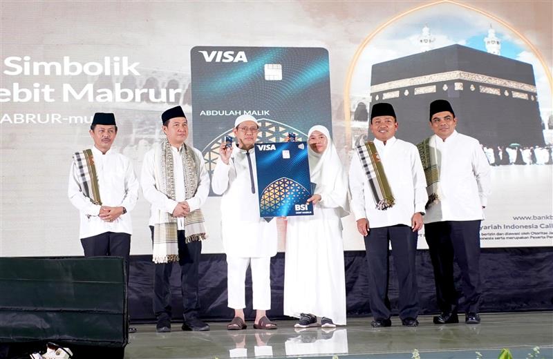 BSI Support Manasik Haji Nasional Serentak di Seluruh Indonesia, Berikan Kartu BSI Debit Mabrur