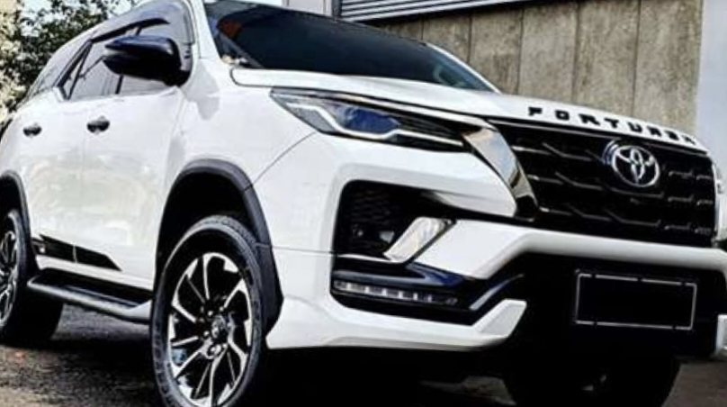 Situs Resmi, Toyota Fortuner Hadir dalam 6 Pilihan dan Dibanderol Bervariasi Rp. 530.8 Juta Hingga 694.9 Juta!