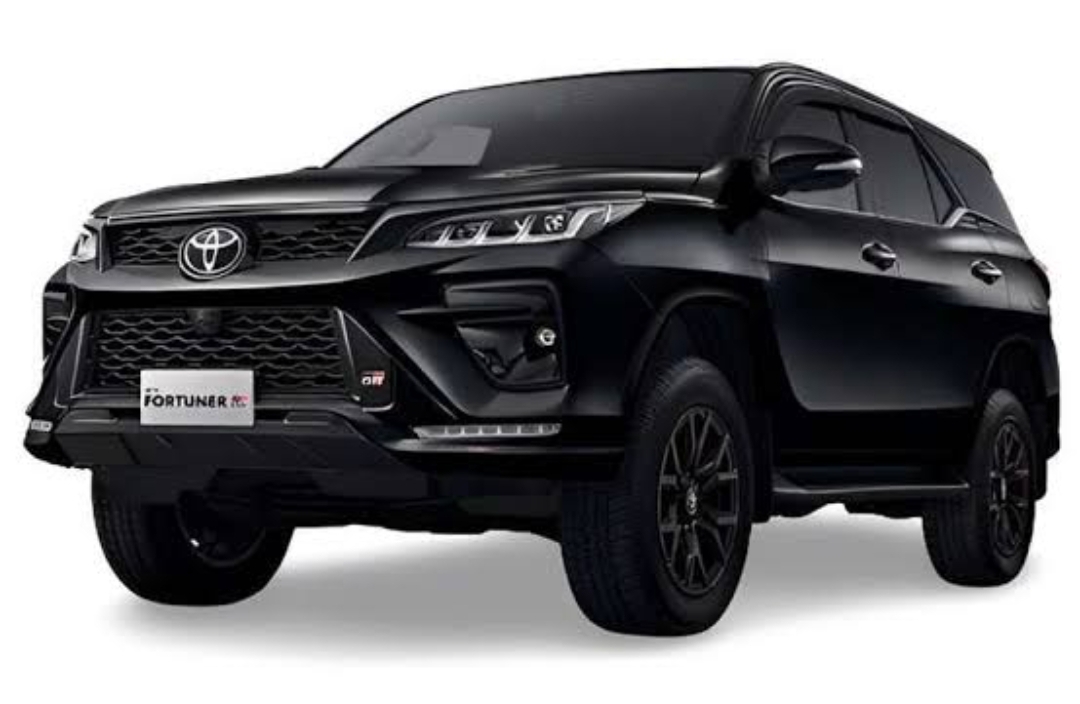 Toyota Fortuner GR Sport Mobil SUV Tangguh dan Mewah Memiliki Daya Tarik Luar Biasa! 