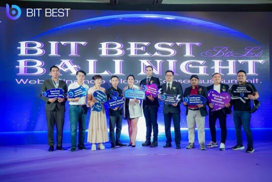  Dekripsi, Membangun, dan Menghubungkan WEB3 - 'KTT Konsensus Keuangan Global BIT BEST Web3' Berakhir dengan S