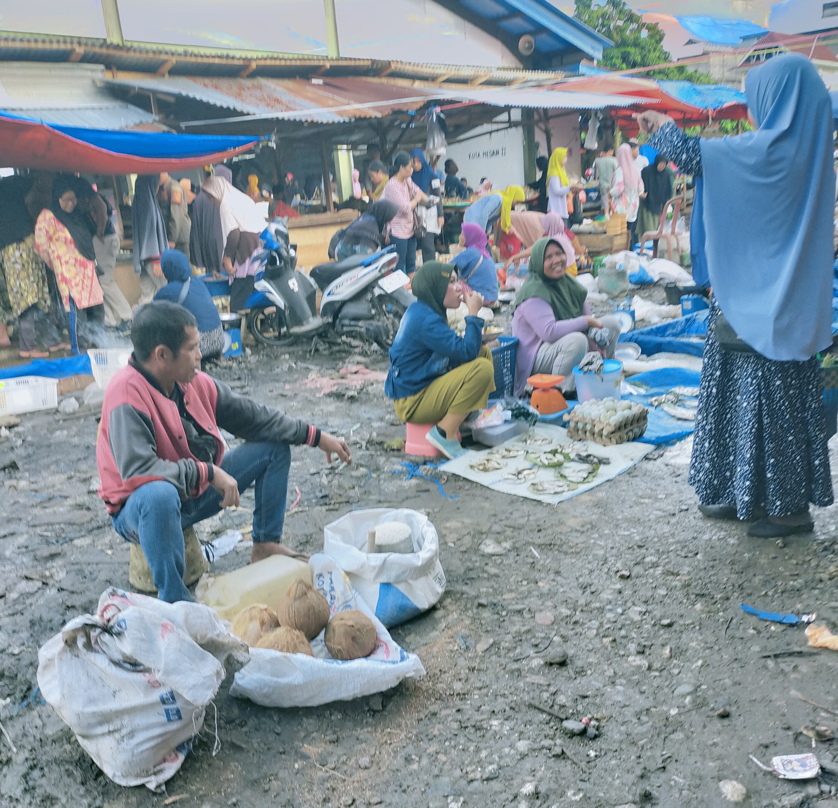 Disperindag BS Beri Peringatan Keras Para Pedagang! Tidak Jualan di Luar Gedung PTM Pasar