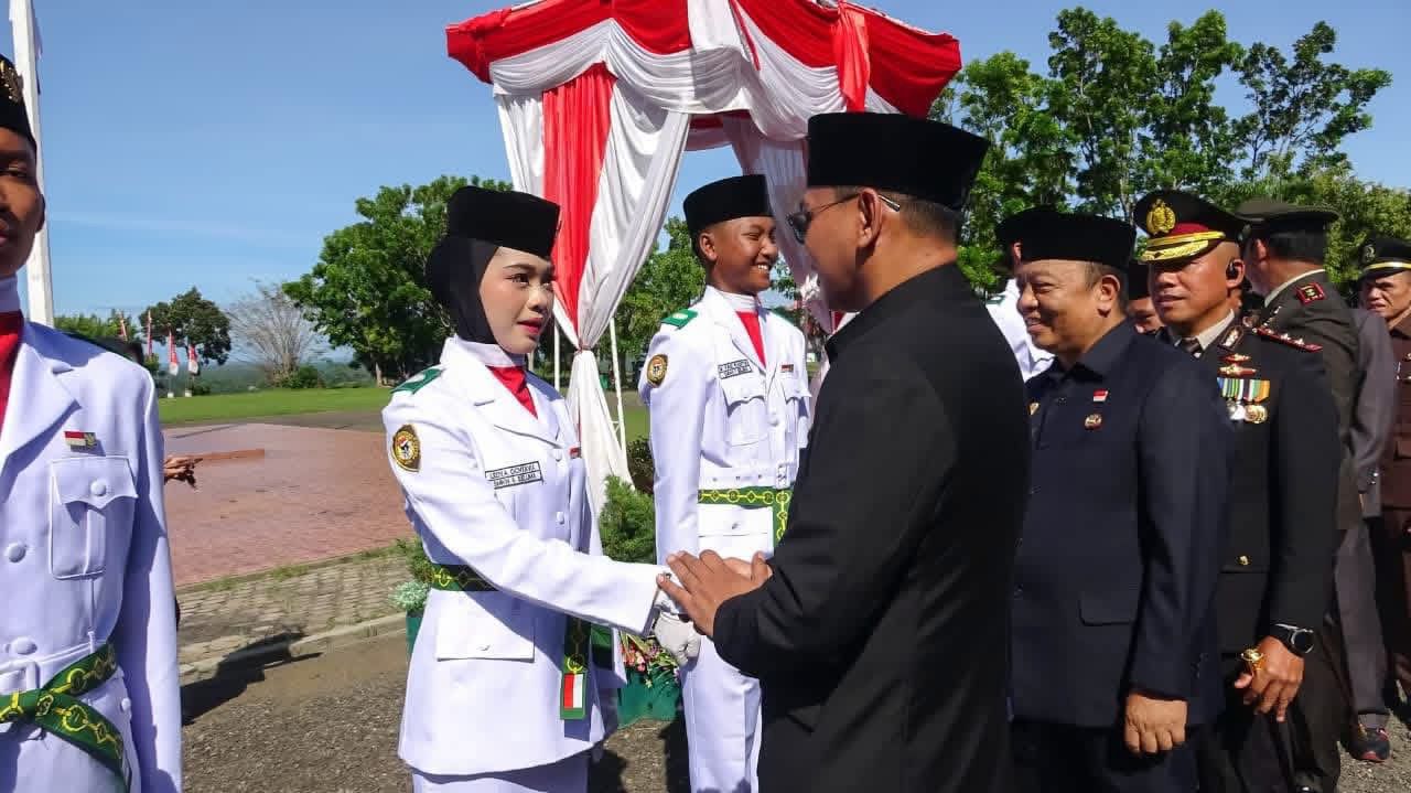   Bupati Seluma  Bubarkan Paskibraka, Ini Pesannya