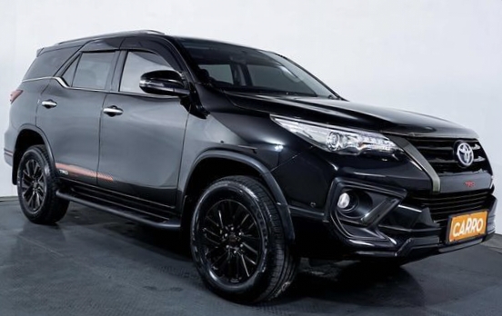 Toyota All New Fortuner GR Sport 2024, Kategori SUV Bertenaga Tinggi, Fitur Teknologi Transformasi Signifikan