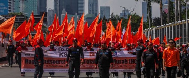 Penghasilan DPR Disebut Buruh, 35 Kali Lebih Besar! Ngaku Sakit Hati