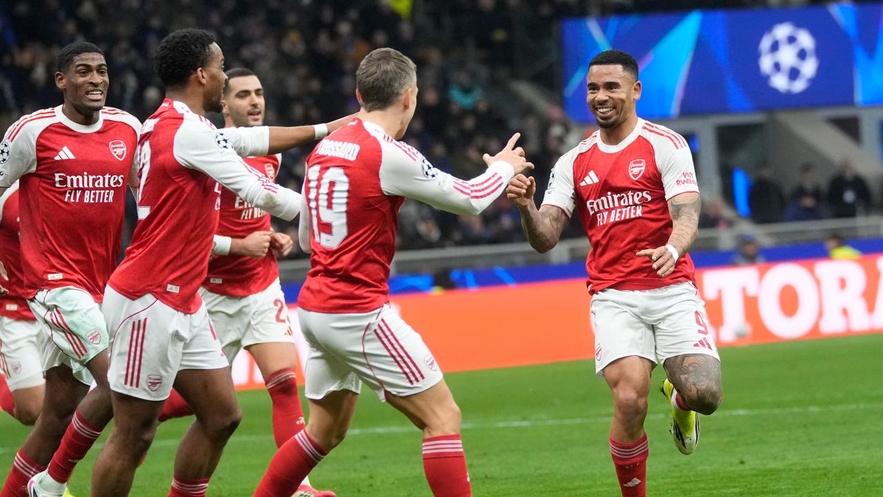 Siapa yang Akan Menang Malam Ini? Arsenal Vs Man United