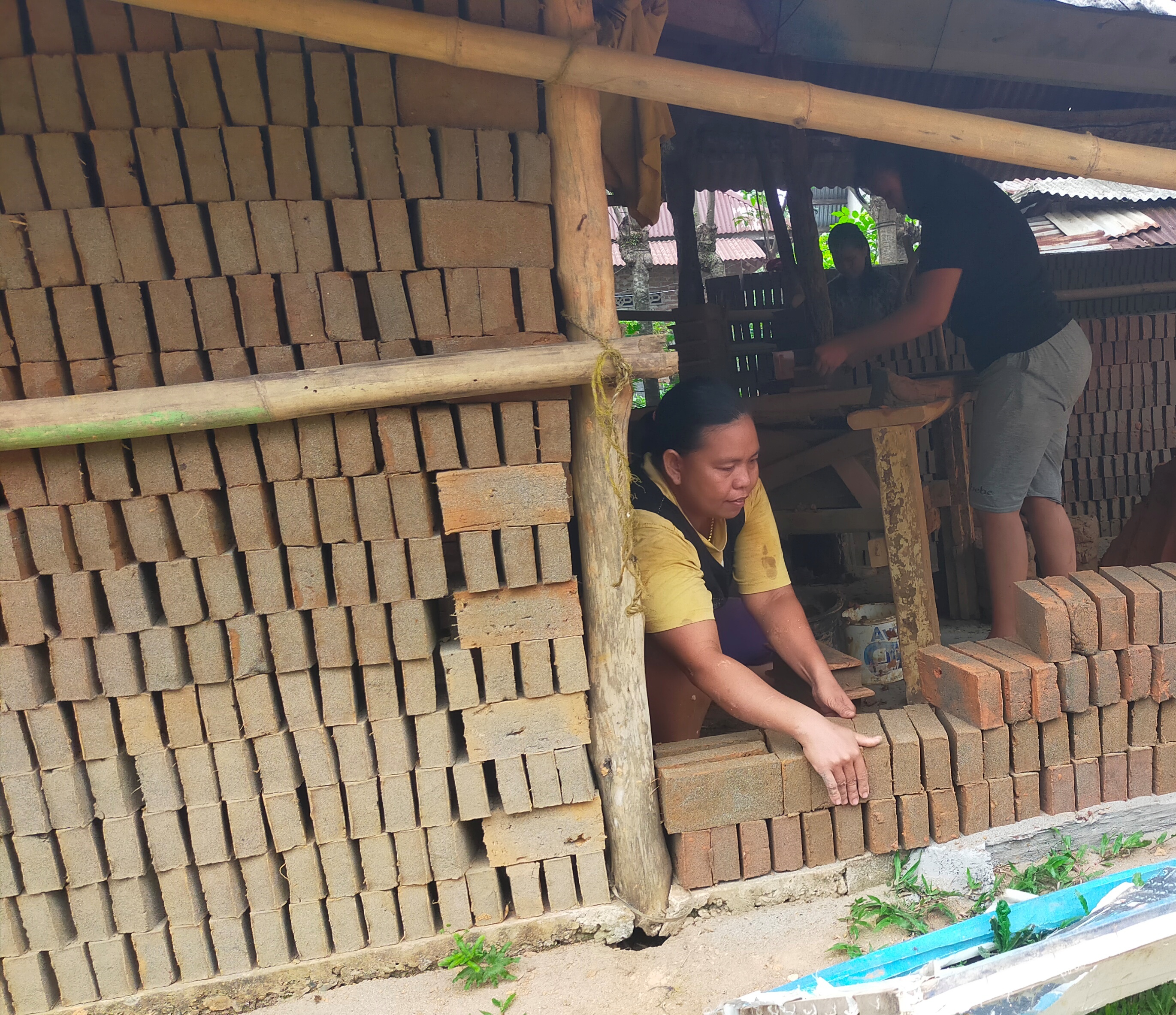 Turun Harga, Pengerajin Bata Merah bengkulu Selatan Merugi