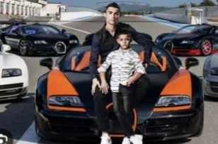 Cristiano Ronaldo Memiliki Mobil Paling Mewah Menakjubkan