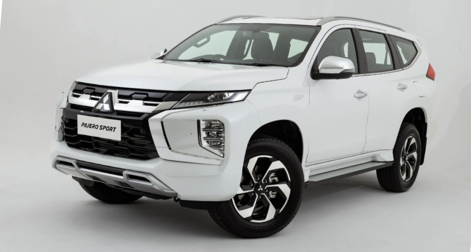 Mitsubishi New Pajero Sport 2024 SUV Tangguh Mendapat Penyegaran Tampilan Eksterior dan Interior