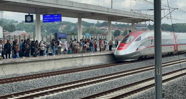  KCIC Pastikan Keselamatan Penumpang Lewat Sensor Cuaca Real-Time di Jalur Whoosh