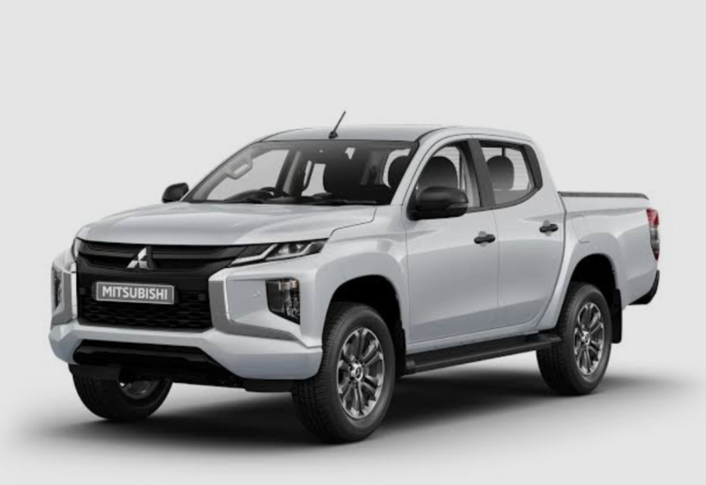 Mitsubishi Triton 4x4: Desain Canggih dan Mewah Double Cabin, Mampu Taklukkan Segala Medan