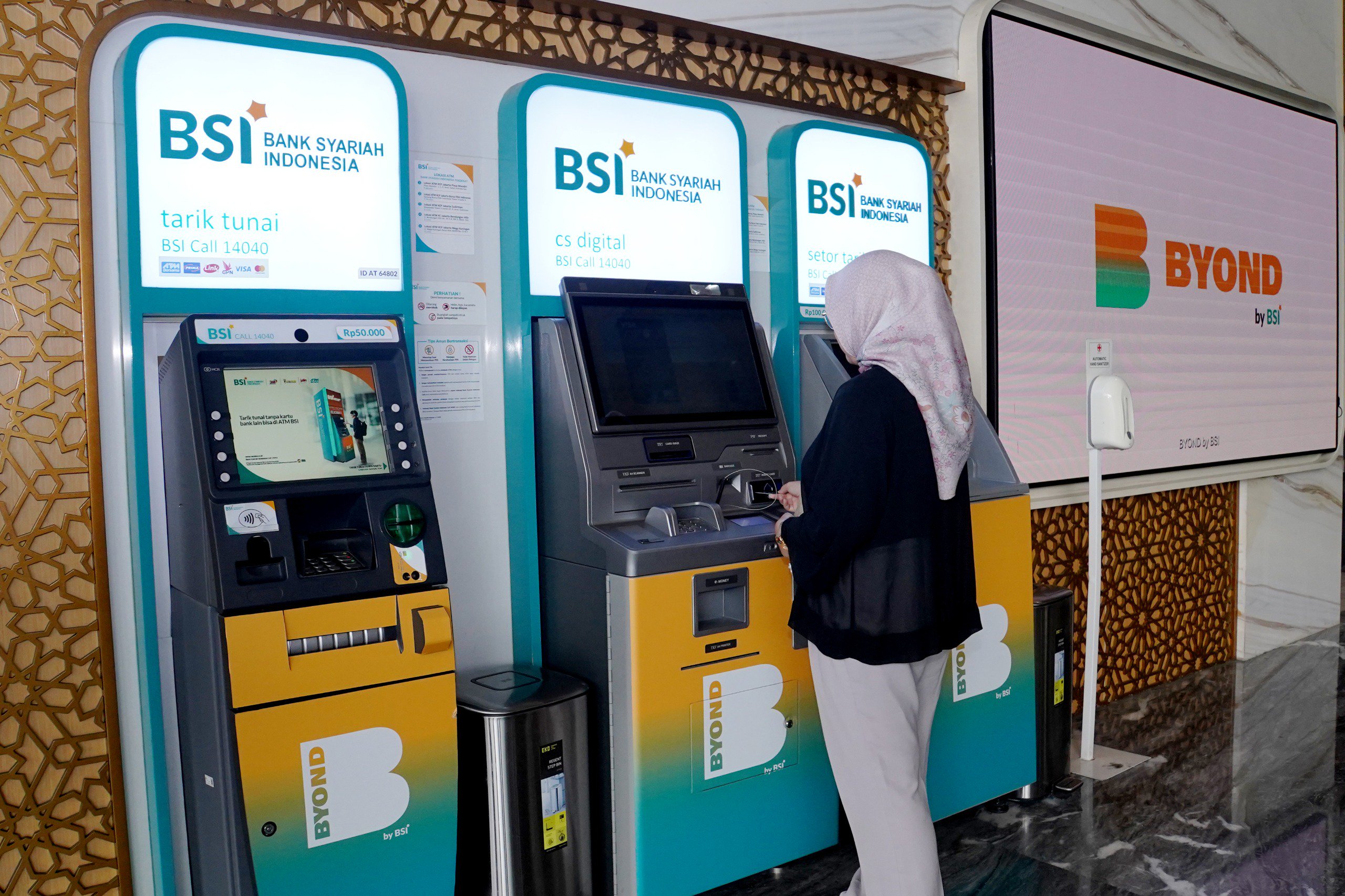 Permudah Akses Nasbah, BSI Tambah Jaringan ATM dan CRM