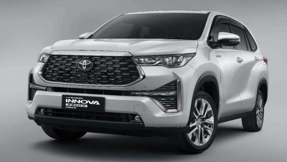 Toyota Kijang Innova Zenix HEV Mobil Berkelas Tinggi Dibekali dengan Sistema Otomatis Canggih