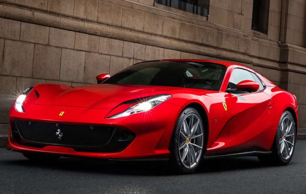 Ferrari 812 GTS: Mobil Sport Balap Populer dari Pabrikan Italia di Indonesia