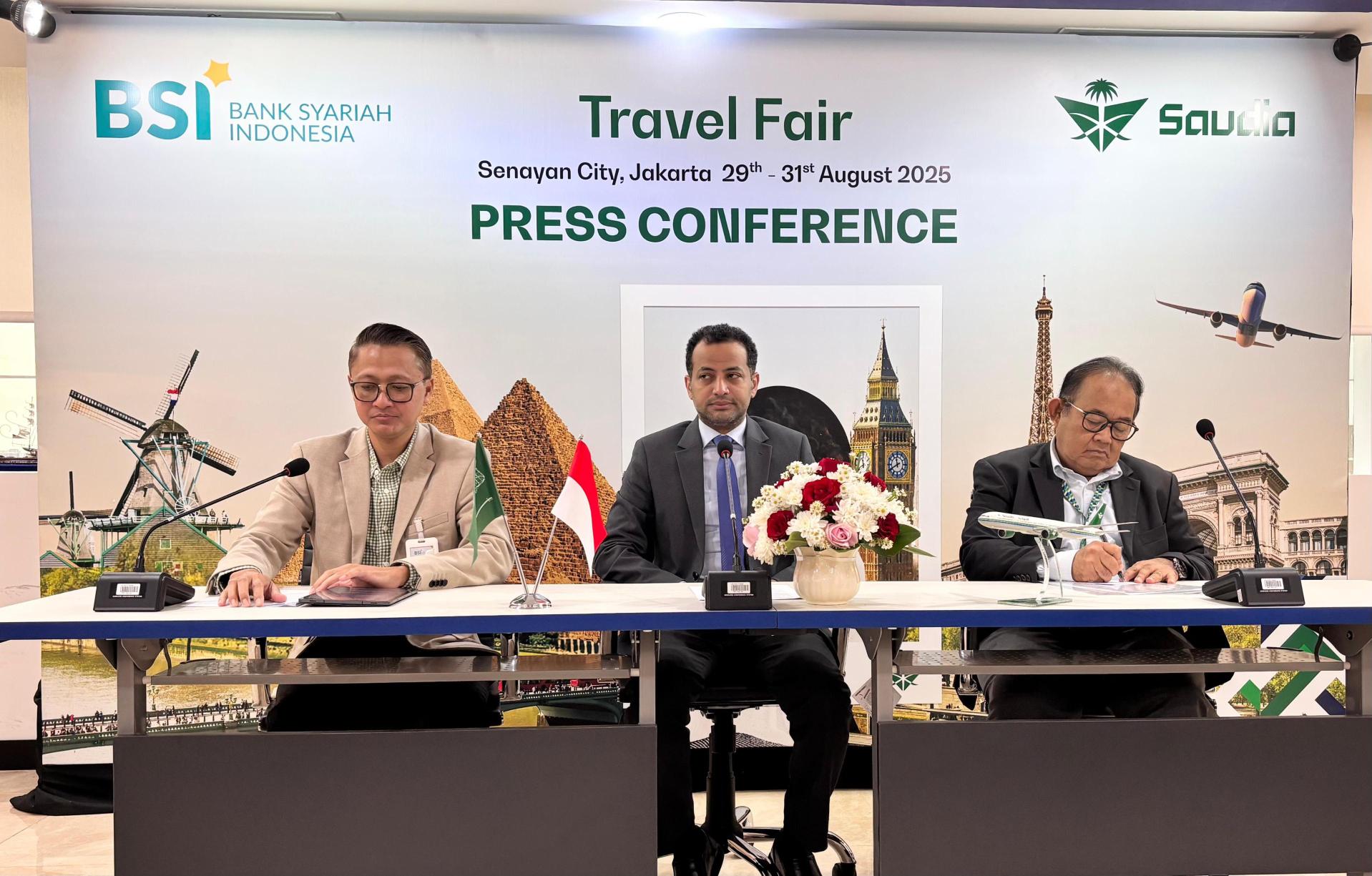  BSI Promo Wisata Halal Indonesia di Saudia Travel Fair 2025