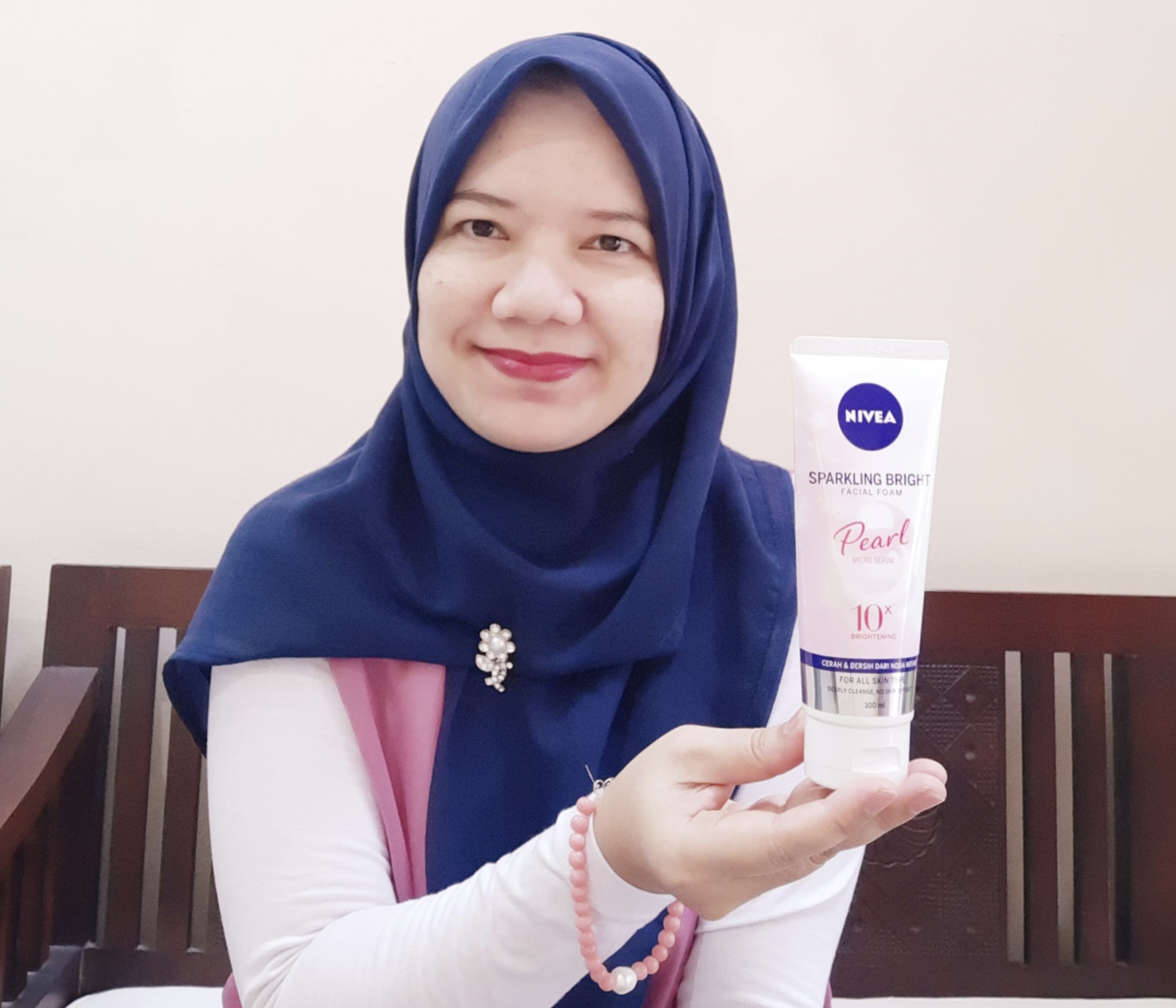 Tips Pembersihan Wajah Glowing Khusus Wanita Kini Nivea Menghadirkan Nivea Sparkling Bright Facial Foam