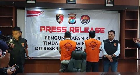 (BREAKING NEWS ): Kadis DPMD Terjaring OTT, BB 60 Juta Ditangkap Dirumahnya! Disini Kejadiannya...