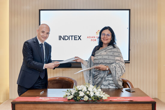  Inditex Supports Asian University for Women by funding the university education of 50 female textile industry
