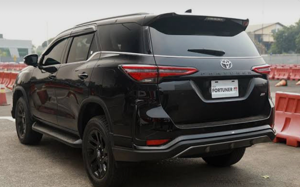 Toyota Fortuner Sport 2026 SUV Premium Andalan, Tampil Gagah dengan Fitur Sistem Penggerak Otomatis