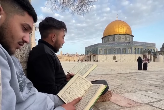  Selama Ramadhan, Israel Larang Muslim Palestina Ibadah di Masjid Al-Aqsa