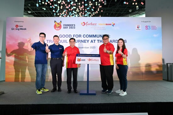  DPM Heng Swee Keat Witnesses the Launch of ‘Golden Hearts’ 