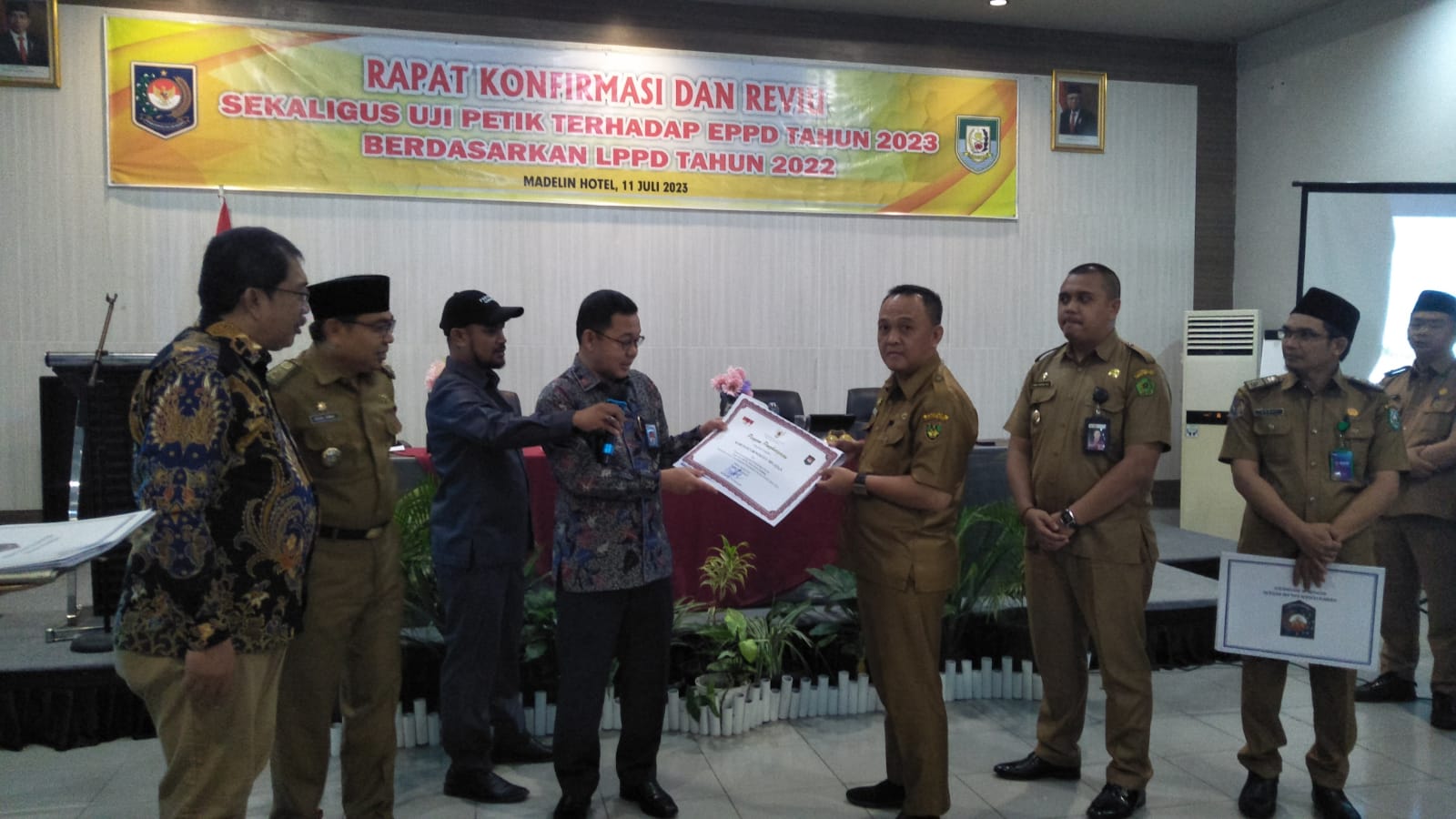 Pemkab Bengkulu Selatan Terima Penghargaan LPPD 