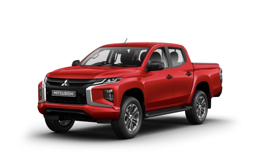 Mitsubishi Triton Double Cabin, Warna Merah Lebih Canggih Ketimbang Warna Lainnya Desain Lebih Mewah
