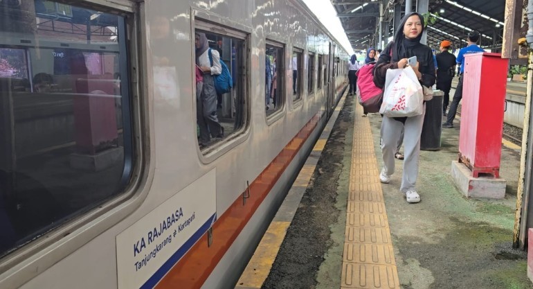 Liburan Sekolah, Divre IV Tanjungkarang Sudah Siap, Tambah Rangkaian KA Rajabasa