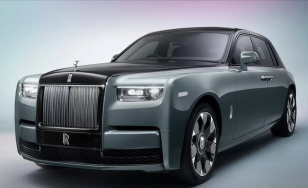 Eksklusivitas Rolls-Royce Melangkah Menuju Masa Depan dengan Fitur Hibrida