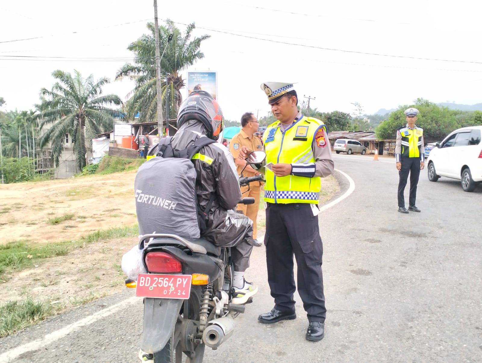  Usai Pemutihan, Operasi Patuh Pajak Digelar! 16 Ranmor Terjaring Razia